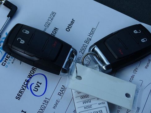 Used 2024 RAM 2500 Big Horn w/ Bed Utility Group image 12