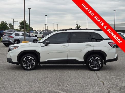 Used 2025 Subaru Forester Premium AWD/4WD image 3