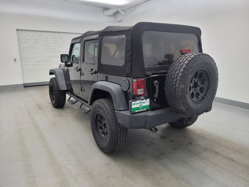 Used 2014 Jeep Wrangler Unlimited Rubicon w/ Connectivity Group AWD/4WD image 5