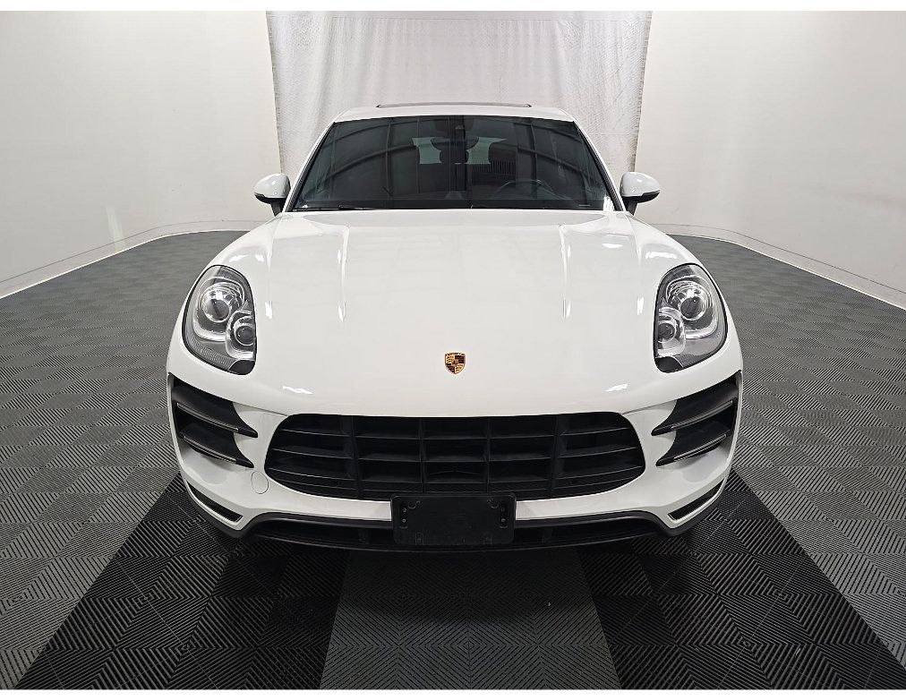 Used 2015 Porsche Macan Turbo AWD/4WD image 2