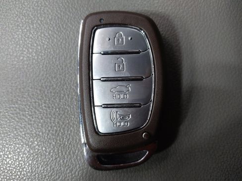 Used 2020 Hyundai Elantra Value Edition FWD image 32