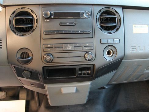 Used 2016 Ford F250 XL image 38