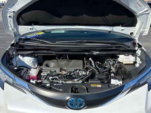 Used 2022 Toyota Sienna XLE image 31
