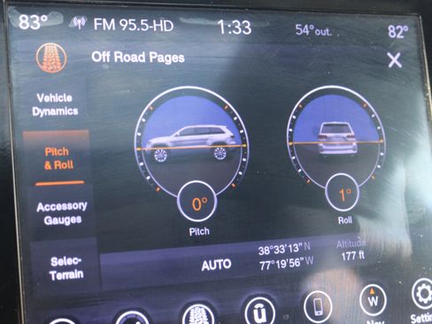 Used 2019 Jeep Grand Cherokee Limited image 21