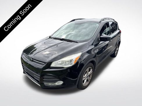Used 2016 Ford Escape SE w/ Equipment Group 201A FWD image 1