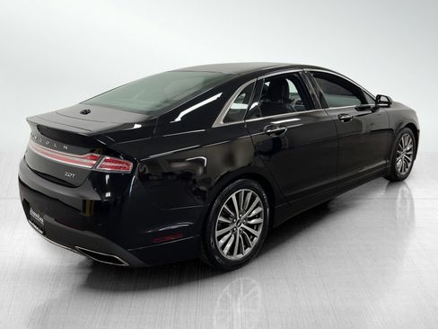 Used 2020 Lincoln MKZ image 7