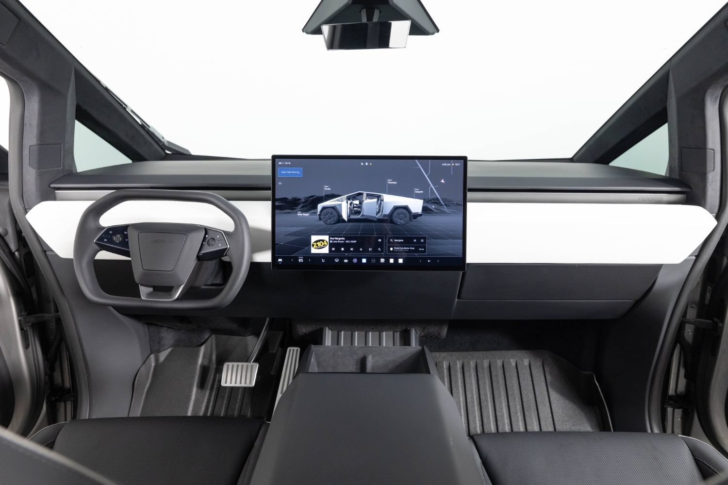 Used 2024 Tesla Cybertruck AWD Crew Cab image 28