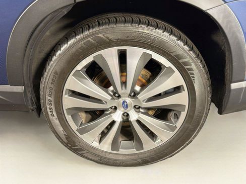 Used 2019 Subaru Ascent Limited AWD/4WD image 36