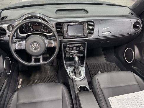 Used 2019 Volkswagen Beetle 2.0T SE FWD image 14