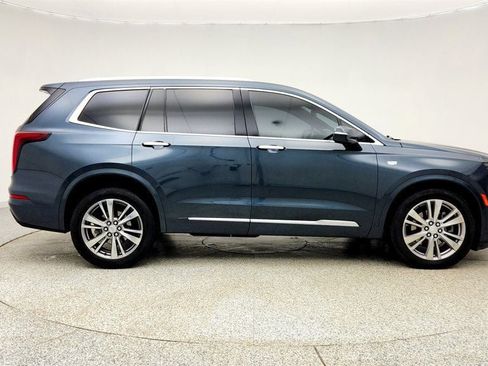 Used 2020 Cadillac XT6 Premium Luxury image 4