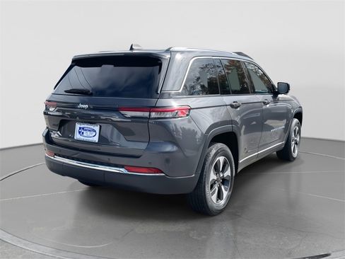 Used 2022 Jeep Grand Cherokee Limited 4xe image 7