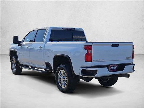 Used 2020 Chevrolet Silverado 2500 High Country w/ Z71 Off-Road Package image 8