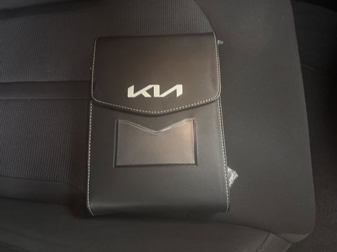 Used 2023 Kia K5 LXS image 27