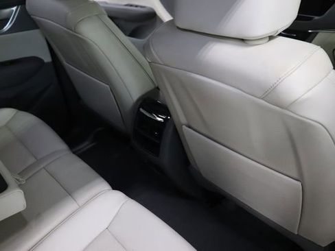 Used 2023 Cadillac XT5 Premium Luxury w/ Technology Package AWD/4WD image 22