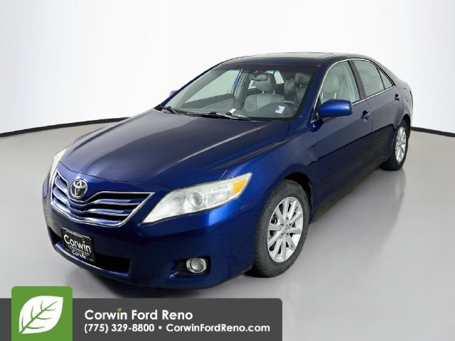 Used 2011 Toyota Camry XLE FWD image 3