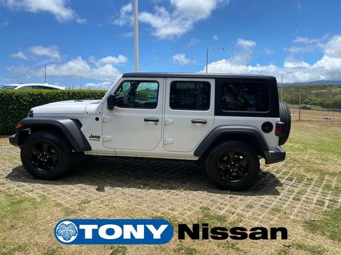 Used 2022 Jeep Wrangler Unlimited Sport AWD/4WD image 4