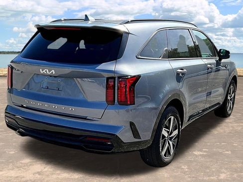 Used 2022 Kia Sorento S w/ Panoramic Sunroof Package FWD image 7
