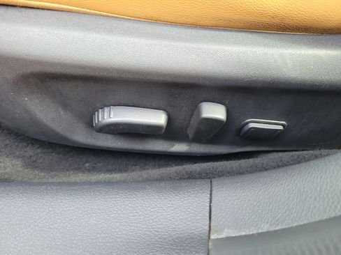 Certified 2020 Nissan Sentra SV w/ SV Premium Package FWD image 13