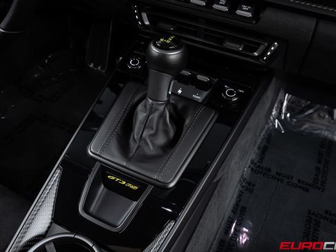 Used 2024 Porsche 911 GT3 RS RWD image 35