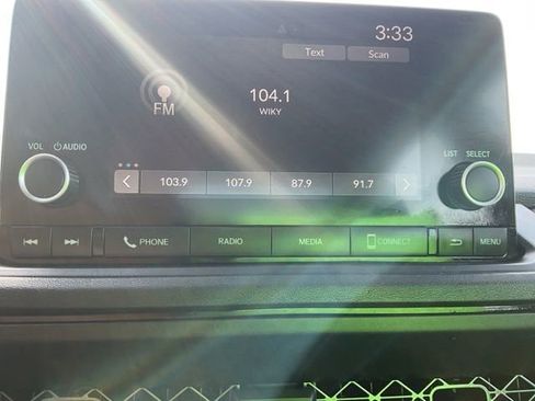 Used 2025 Honda Accord SE image 27