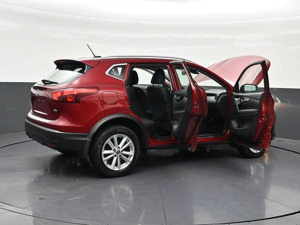 Used 2019 Nissan Rogue Sport SV w/ All-Weather Package FWD image 31