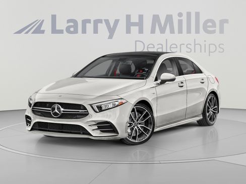 Used 2021 Mercedes-Benz A 35 AMG 4MATIC image 1