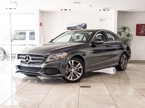Used 2015 Mercedes-Benz C 300 4MATIC Sedan image 1