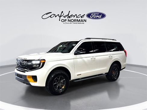 New 2026 Ford Expedition Tremor image 4