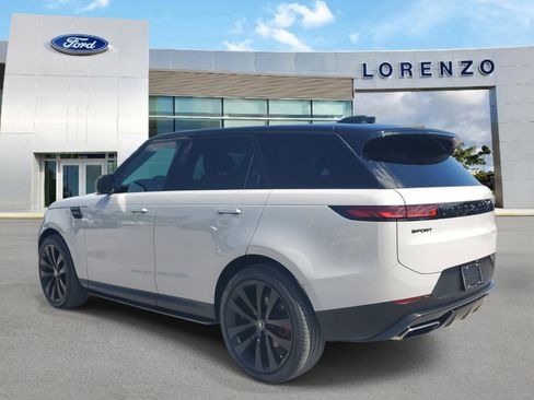 Used 2024 Land Rover Range Rover Sport SE image 8