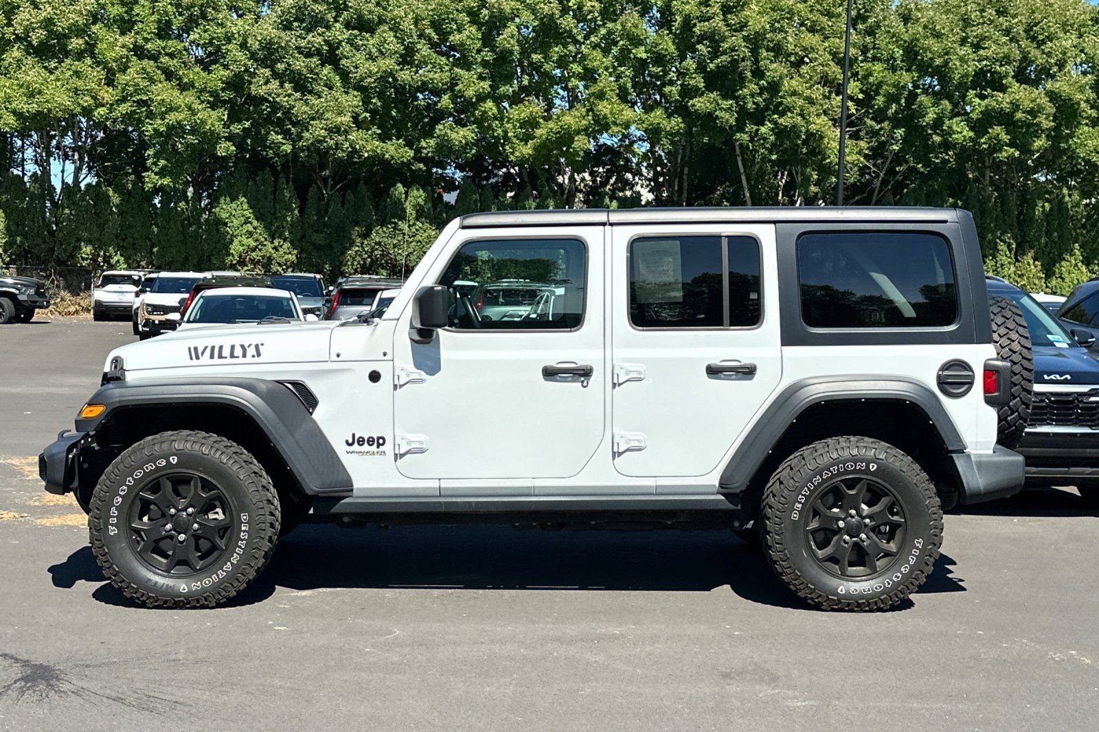 Used 2022 Jeep Wrangler Unlimited Sport AWD/4WD image 7