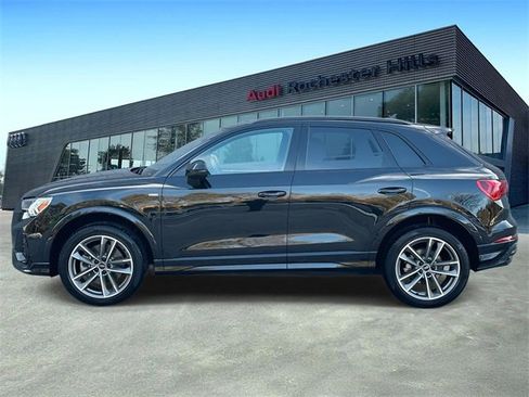 Certified 2025 Audi Q3 2.0T Premium w/ Convenience Package image 2