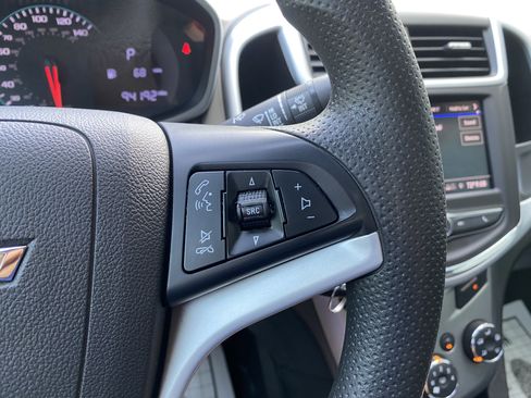 Used 2020 Chevrolet Sonic LT FWD image 18