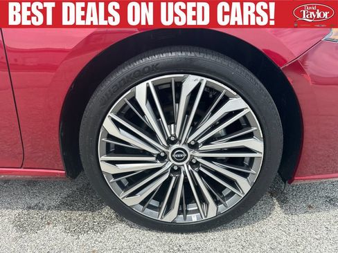Used 2023 Nissan Altima 2.5 SL FWD image 31