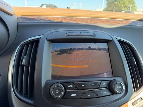 Used 2014 Buick LaCrosse Leather FWD image 20