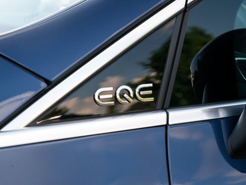 Used 2025 Mercedes-Benz EQE 350+ SUV image 24