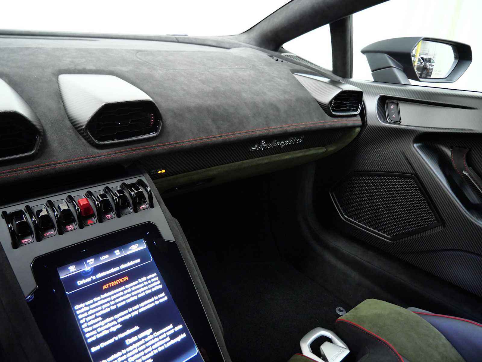 Used 2024 Lamborghini Huracan Sterrato AWD/4WD image 23