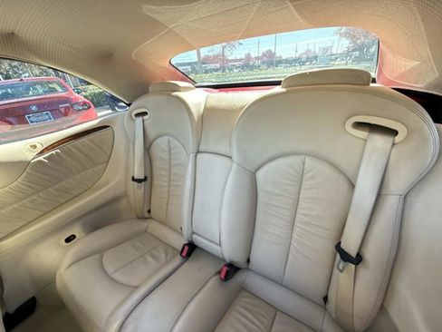 Used 2009 Mercedes-Benz CLK 350 Cabriolet image 15