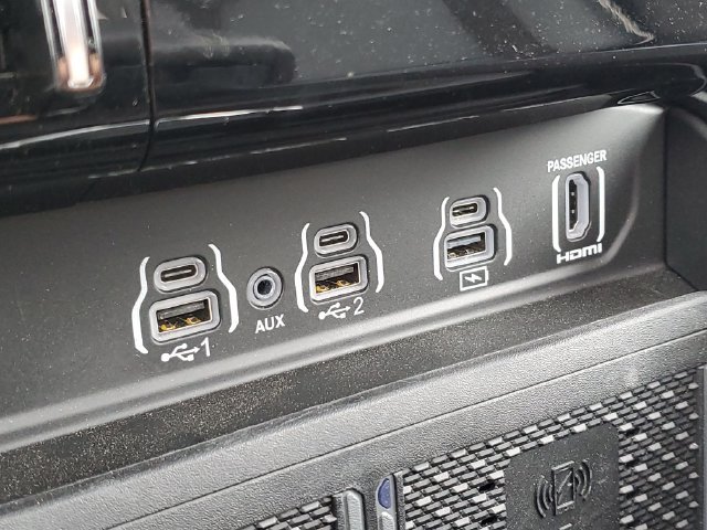 Used 2026 RAM 1500 Laramie w/ Night Edition AWD/4WD image 19