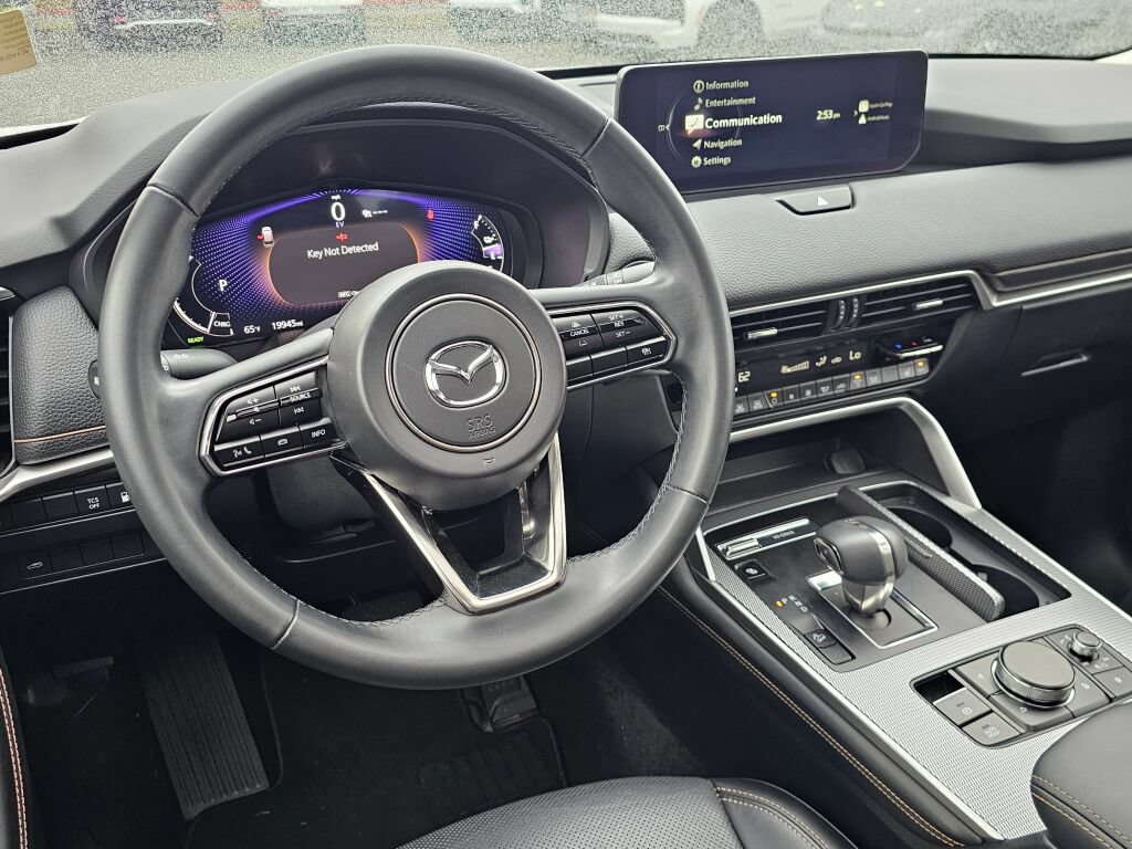Certified 2024 MAZDA CX-90 Plug-In Hybrid w/ Preferred AWD/4WD image 11