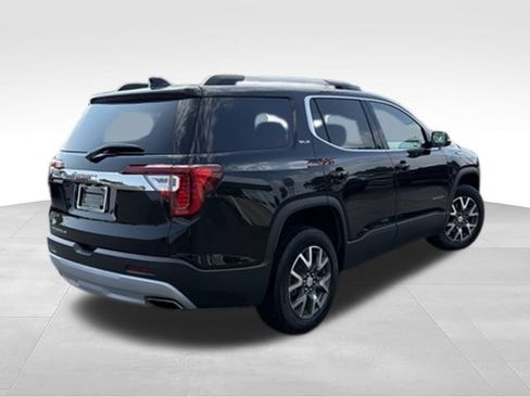Used 2023 GMC Acadia SLE w/ Driver Convenience Package FWD image 5