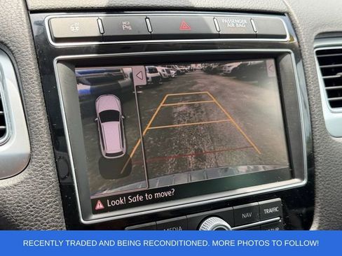 Used 2016 Volkswagen Touareg TDI AWD/4WD image 25