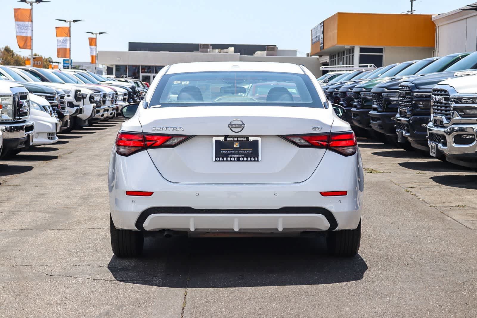 Used 2024 Nissan Sentra SV FWD image 5