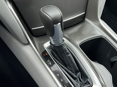 Used 2018 Honda Accord EX image 23