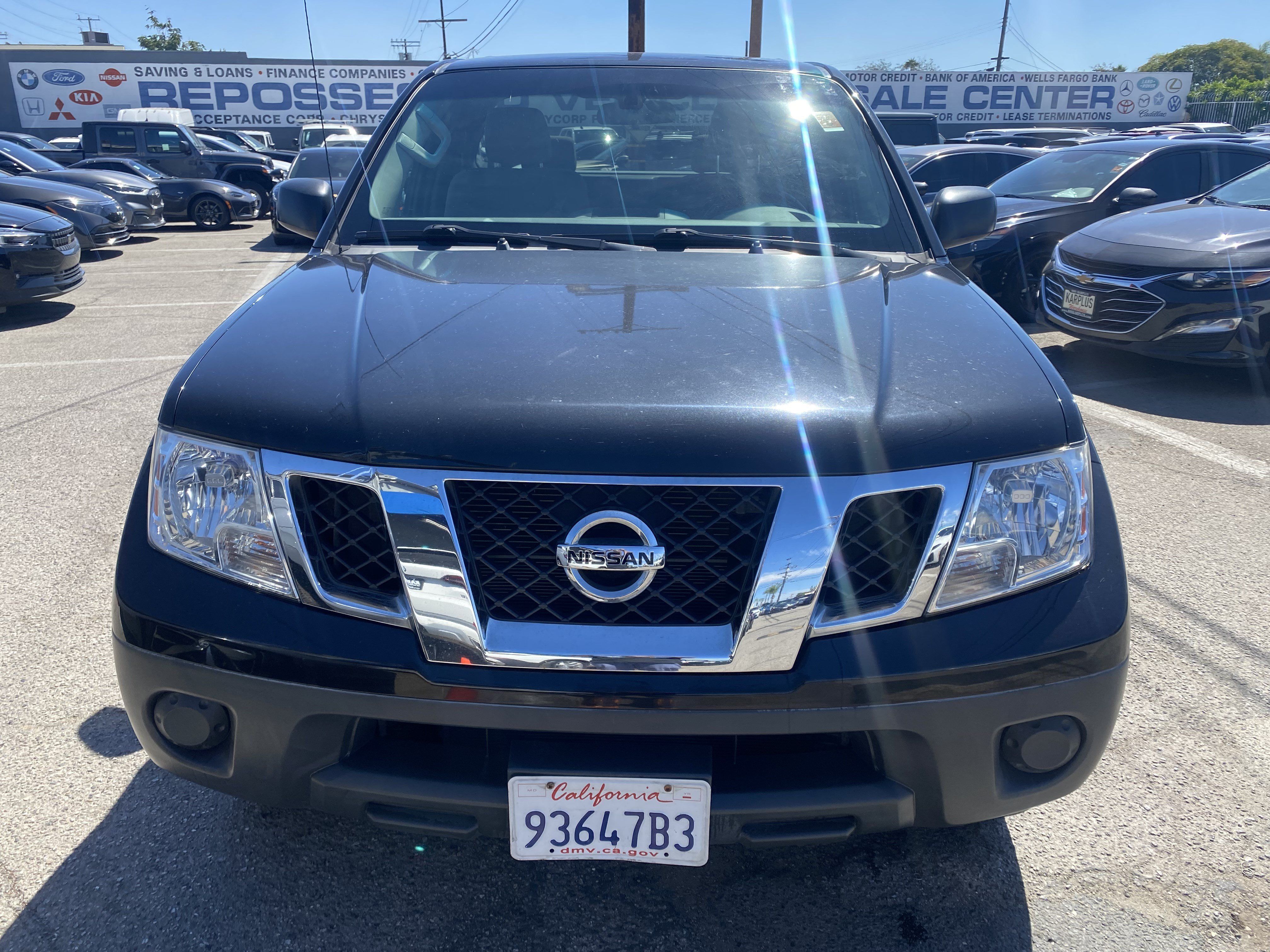 Used 2020 Nissan Frontier S RWD image 3