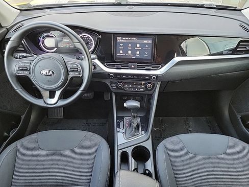 Used 2020 Kia Niro LXS FWD image 17