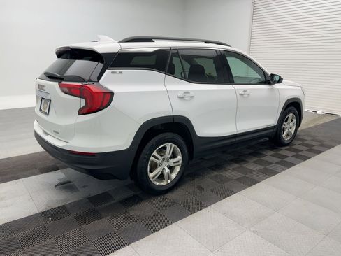 Used 2019 GMC Terrain SLE w/ Driver Convenience Package image 9