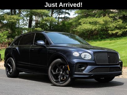 Used 2023 Bentley Bentayga Extended Wheelbase