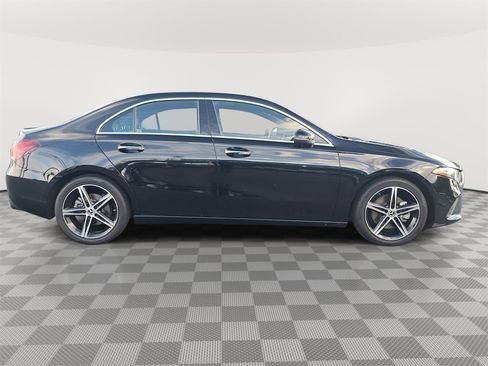 Used 2022 Mercedes-Benz A 220 image 4