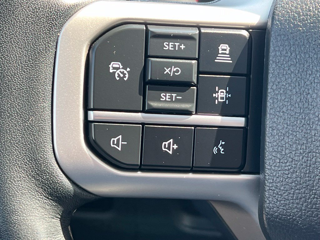 Used 2024 Ford Expedition Max Limited AWD/4WD image 37