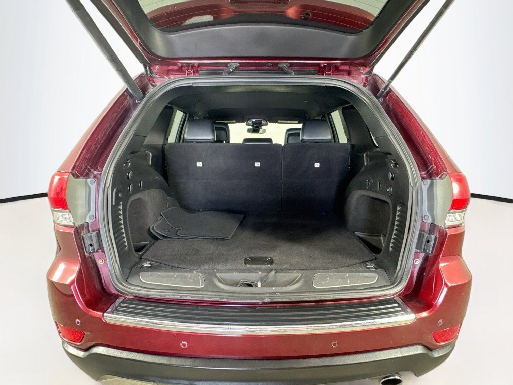 Used 2019 Jeep Grand Cherokee Limited AWD/4WD image 27